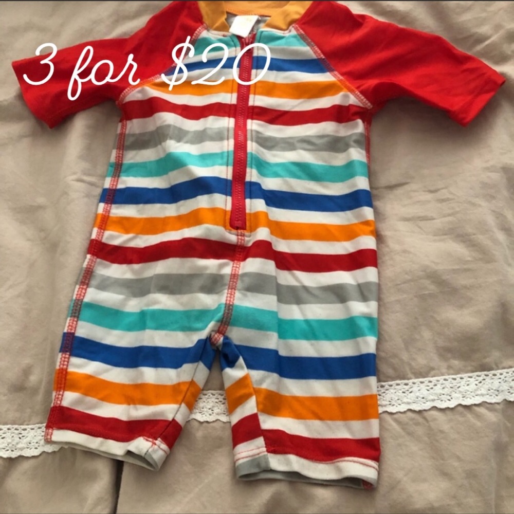 Giggle baby swim/sun suit onesie 6-12m 3 for $20